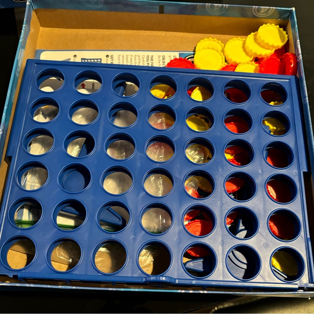 Connect Four Game - Picture 3 of 6
